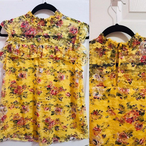 🆕 floral yellow blouse 🌼 - Picture 2 of 5